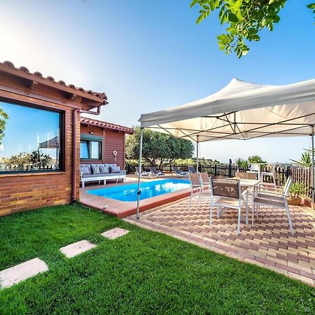 Sofia'S Place Private Pool イラクリオン エクステリア 写真